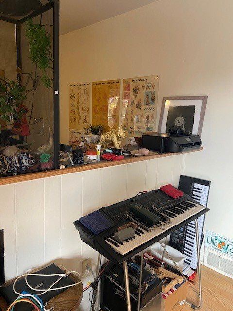 421 East 7th Ave, Tarentum, PA 15084