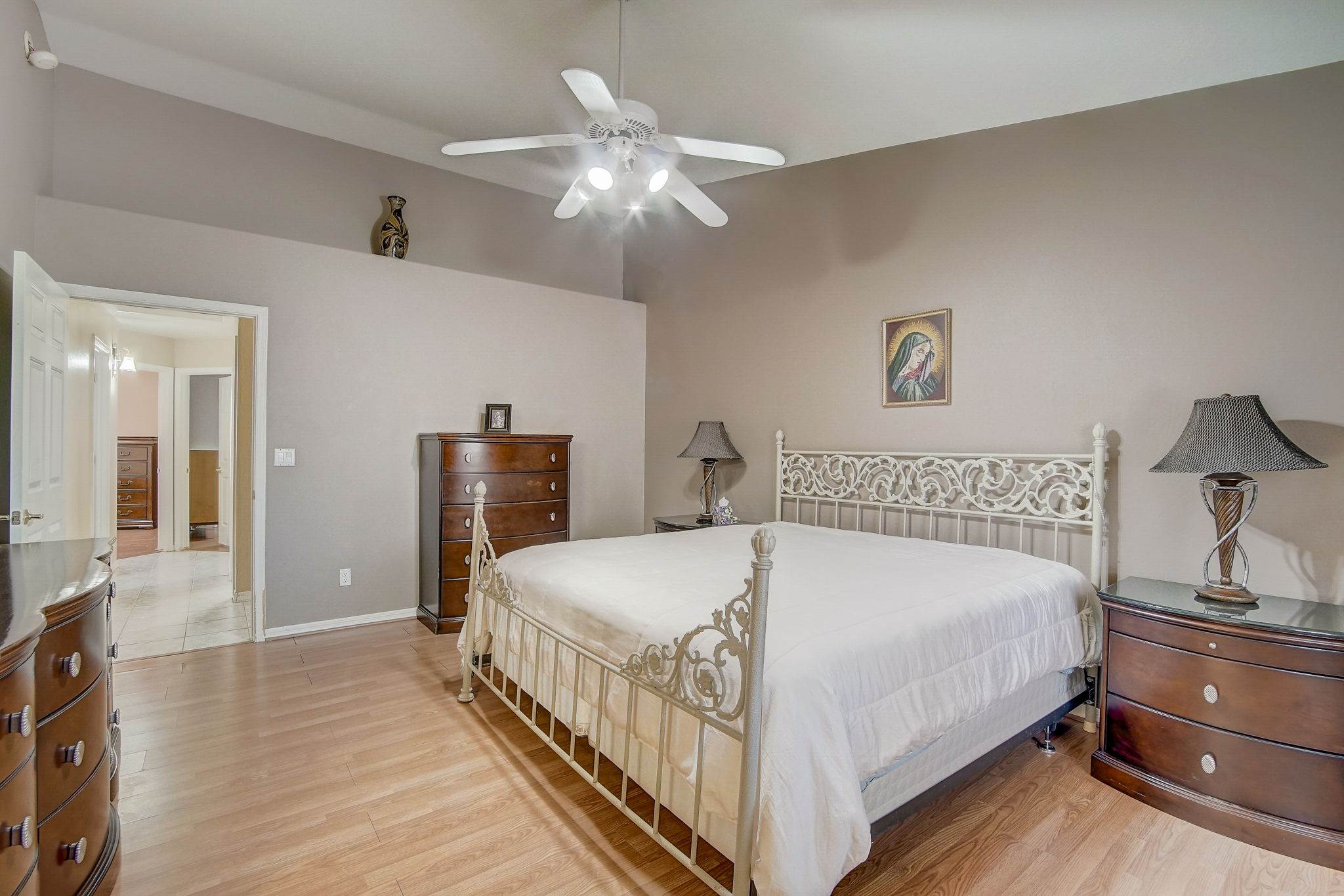 708 East Cloud Road, Phoenix, AZ 85086