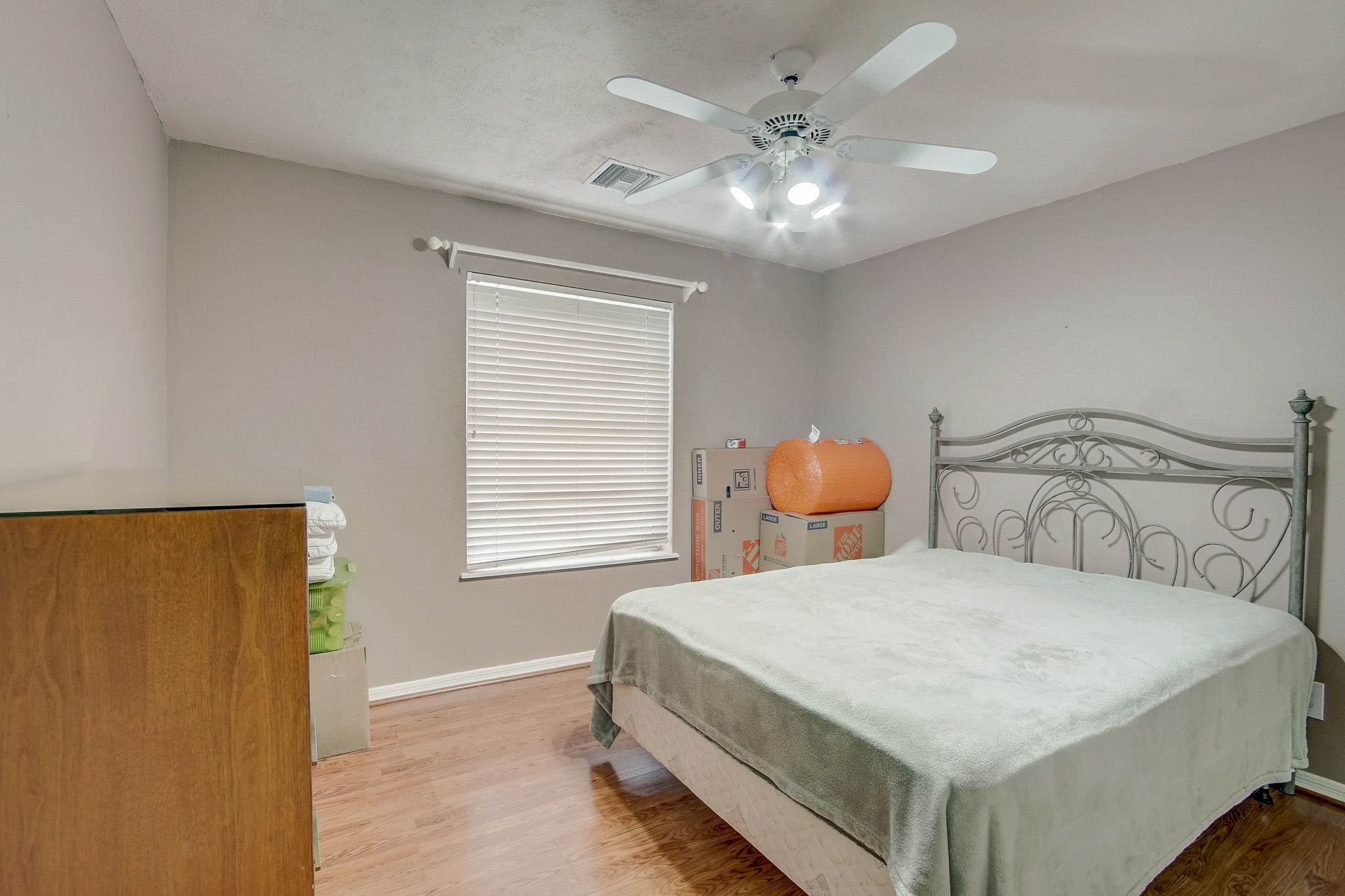 708 East Cloud Road, Phoenix, AZ 85086