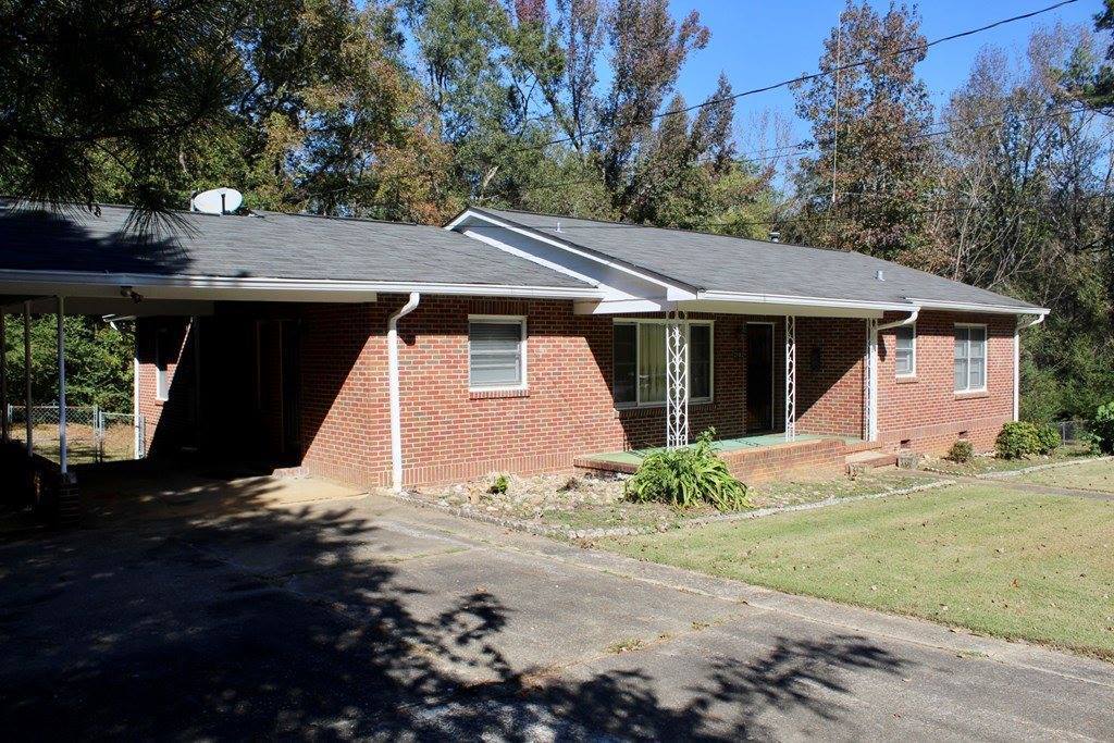 2102 Haggins Street, Tuskegee, AL 36088