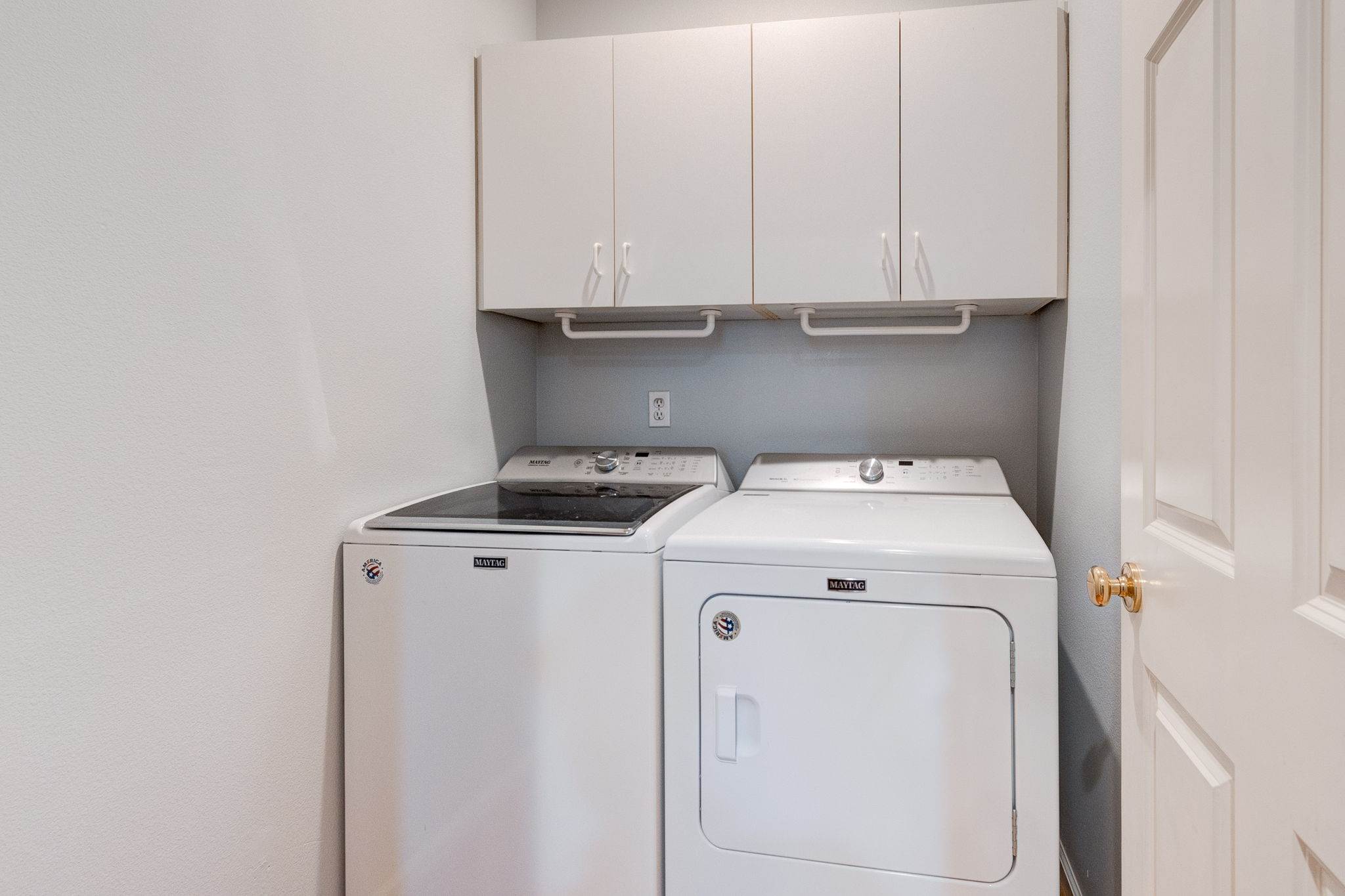 4663 NW Huserik Dr, Portland, OR 97229