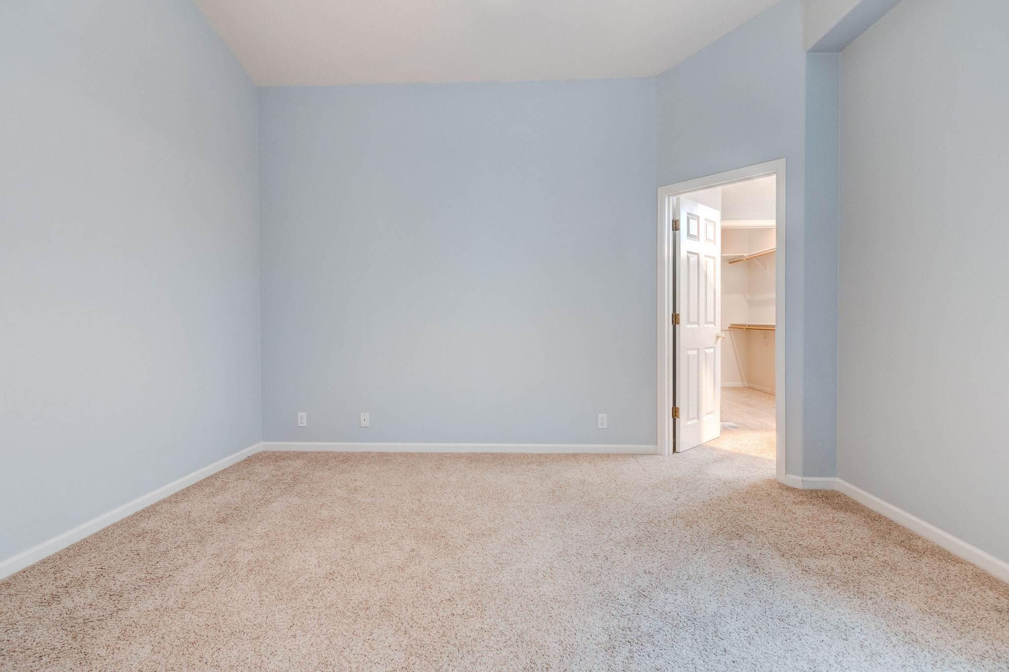 4663 NW Huserik Dr, Portland, OR 97229