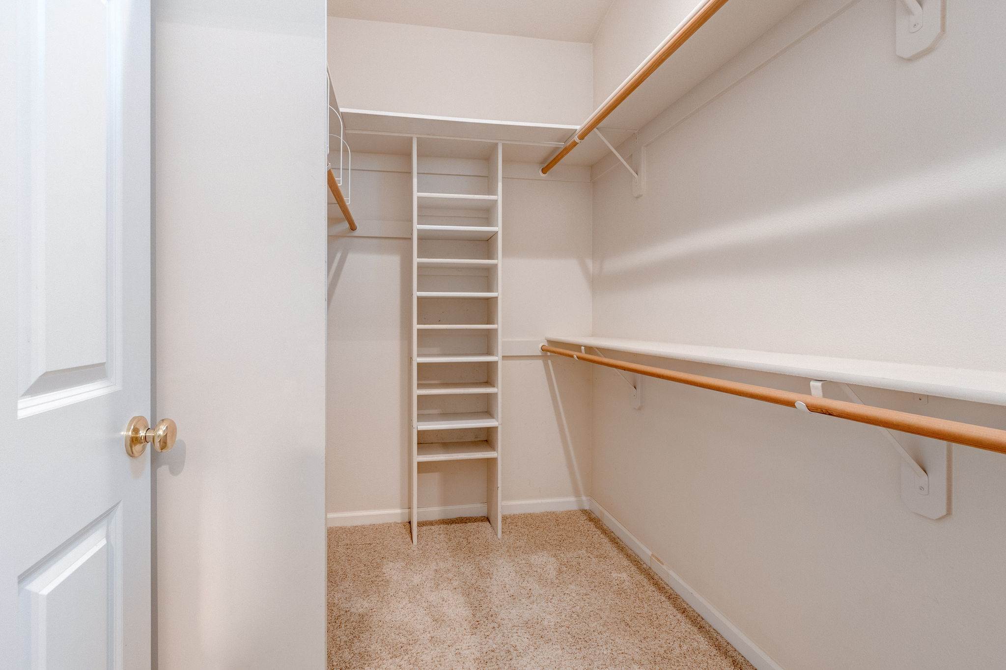 4663 NW Huserik Dr, Portland, OR 97229