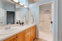 4663 NW Huserik Dr, Portland, OR 97229