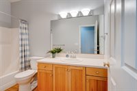 4663 NW Huserik Dr, Portland, OR 97229