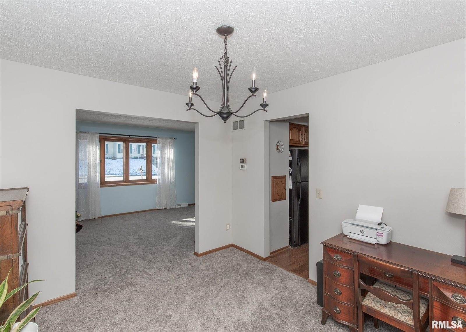 4165 Aspen Hills Drive, Bettendorf, IA 52722