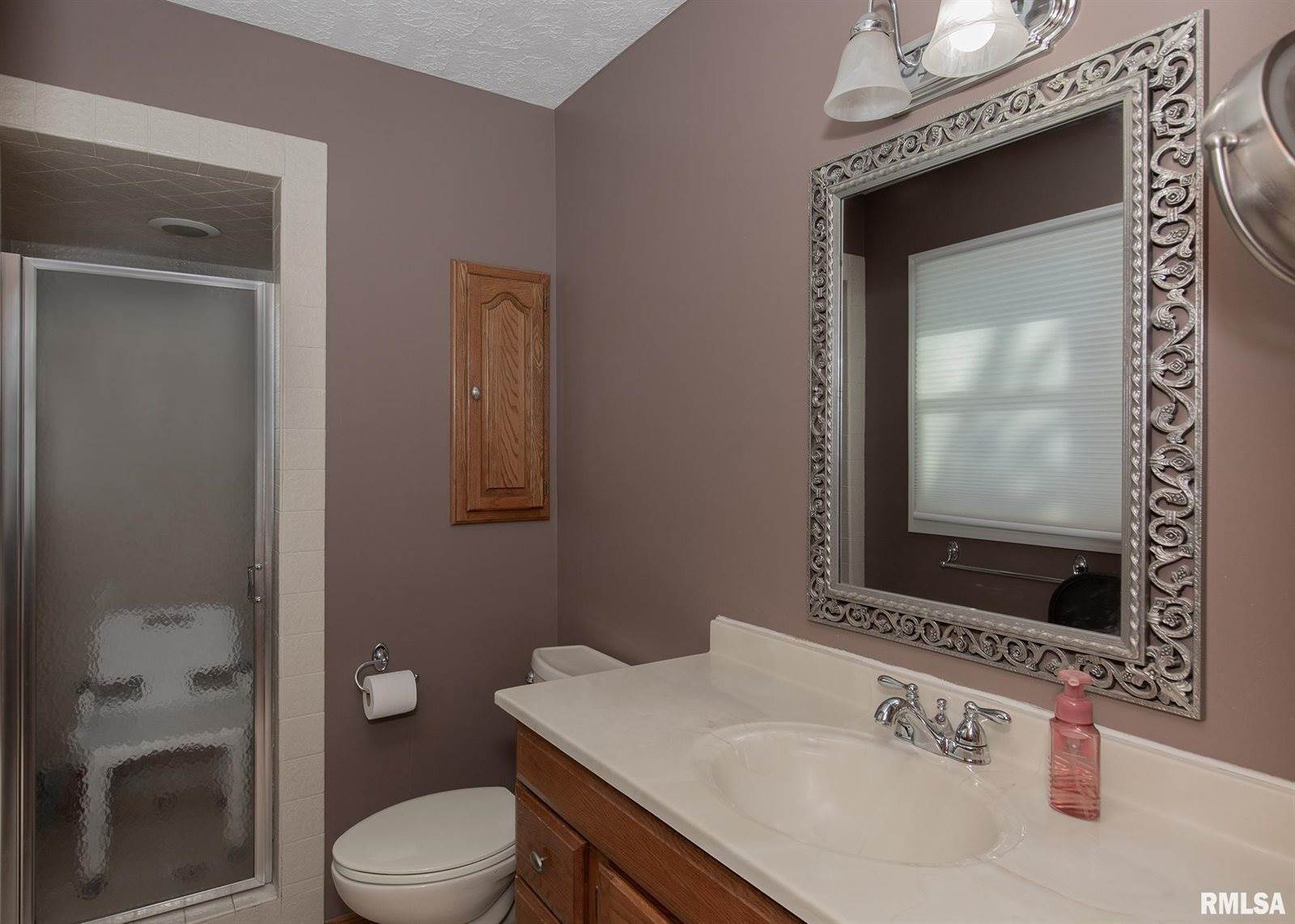 4165 Aspen Hills Drive, Bettendorf, IA 52722