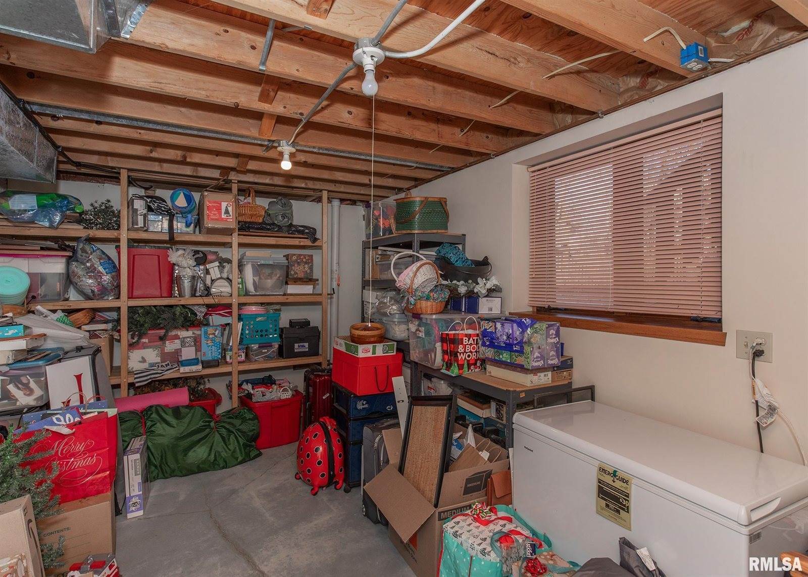 4165 Aspen Hills Drive, Bettendorf, IA 52722