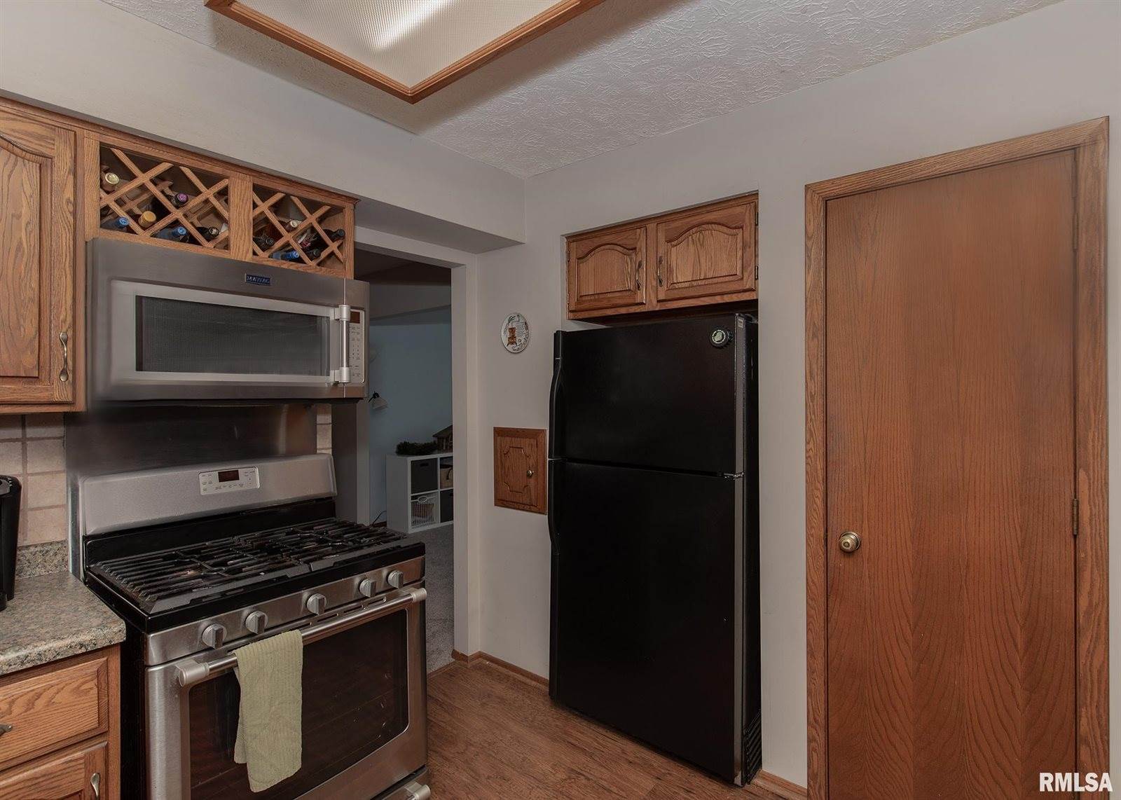 4165 Aspen Hills Drive, Bettendorf, IA 52722