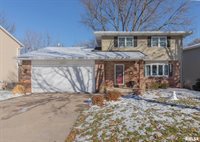 4165 Aspen Hills Drive, Bettendorf, IA 52722