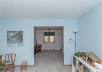 4165 Aspen Hills Drive, Bettendorf, IA 52722