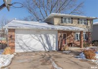 4165 Aspen Hills Drive, Bettendorf, IA 52722