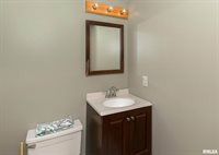 4165 Aspen Hills Drive, Bettendorf, IA 52722