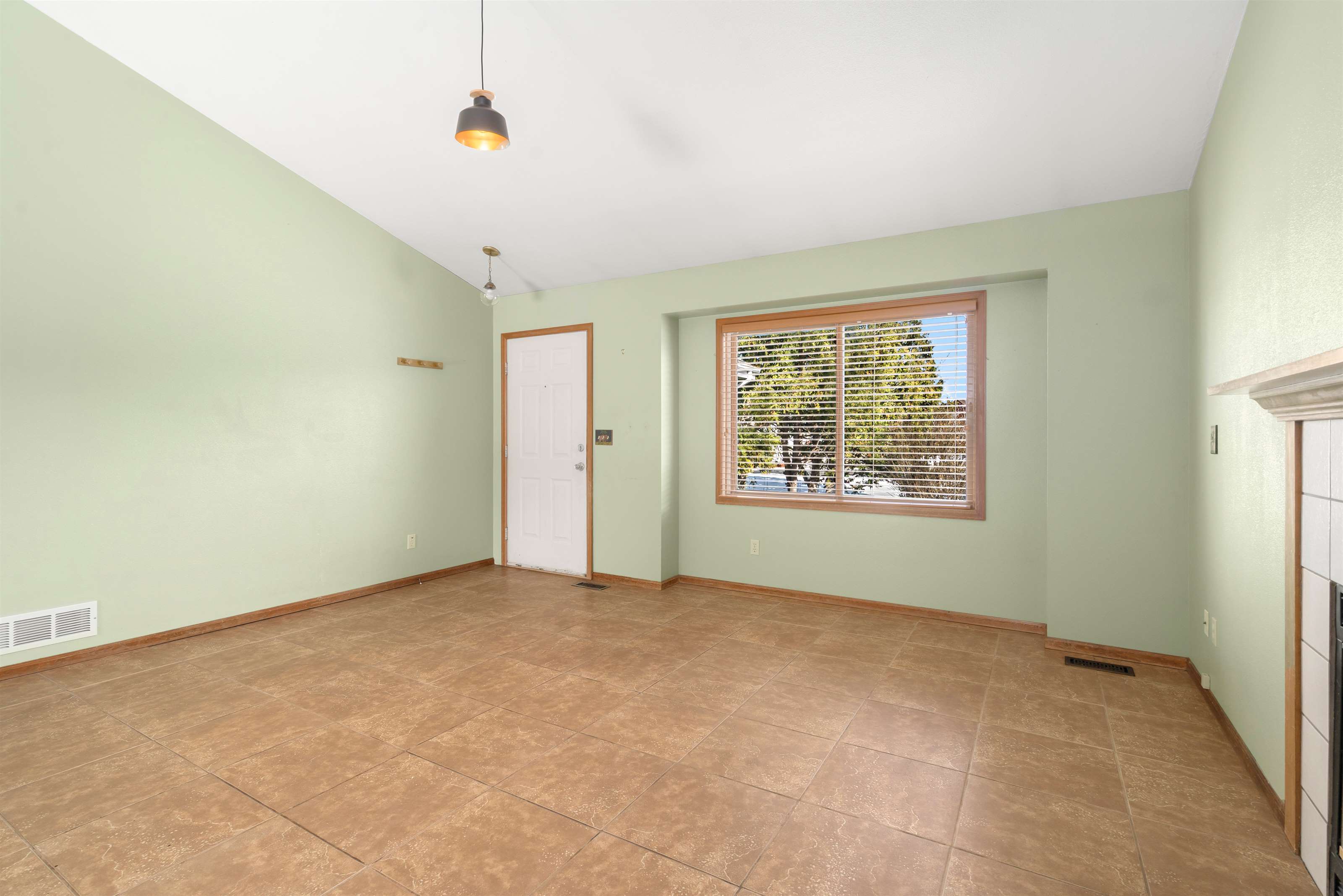 755 Marigold Ln, Fort Collins, CO 80526