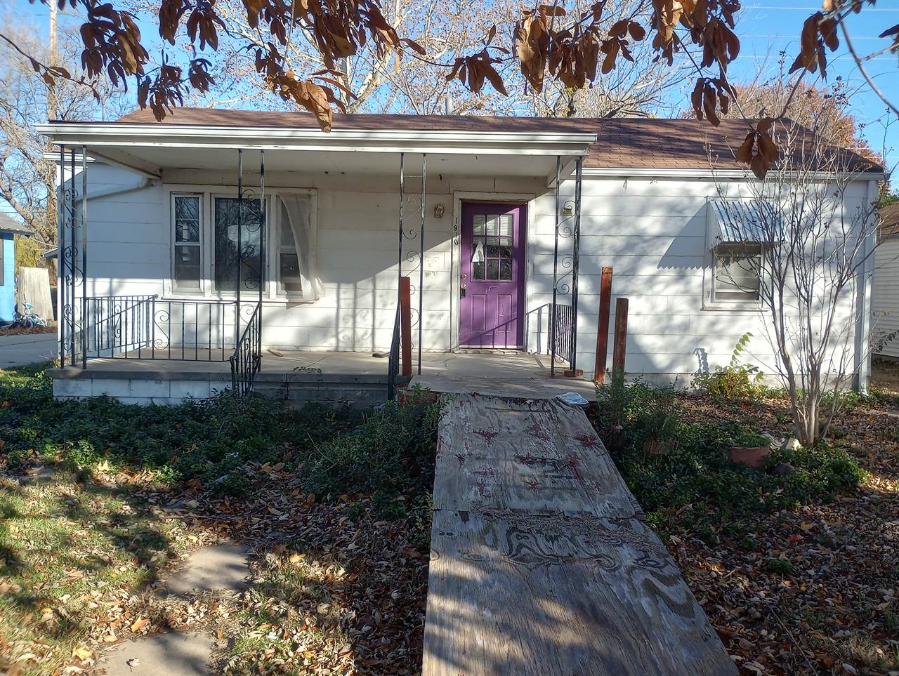 1910 S Ash St, Wichita, KS 67211