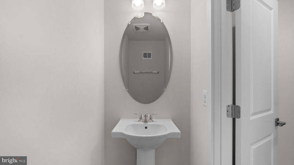 123 Choke Cherry Court, Lake Frederick, VA 22630