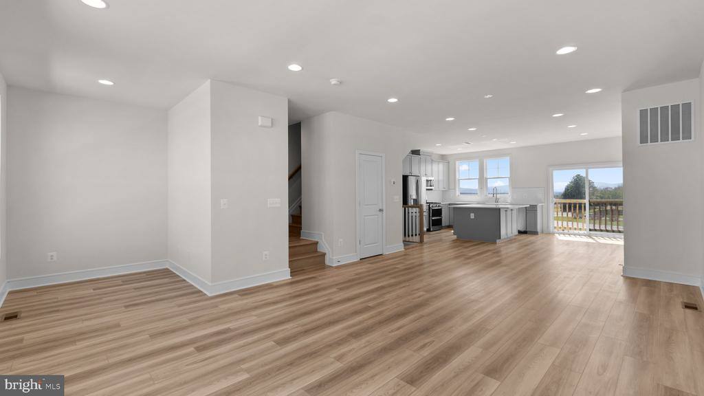 123 Choke Cherry Court, Lake Frederick, VA 22630