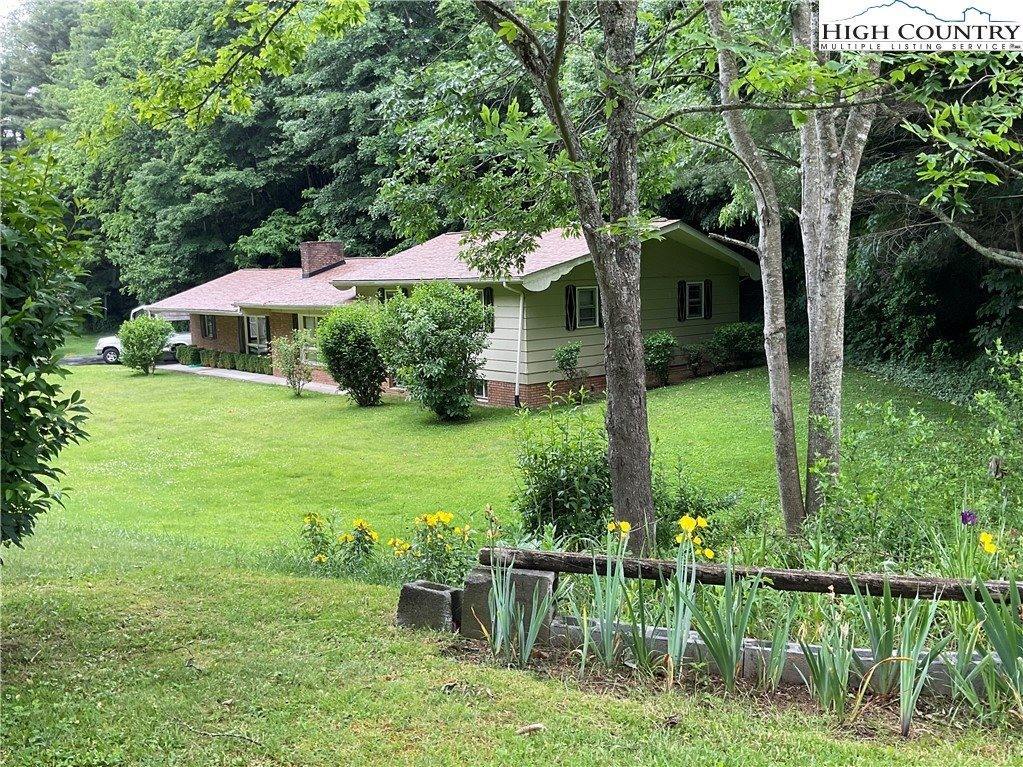 168 Hodges Valley, Boone, NC 28607