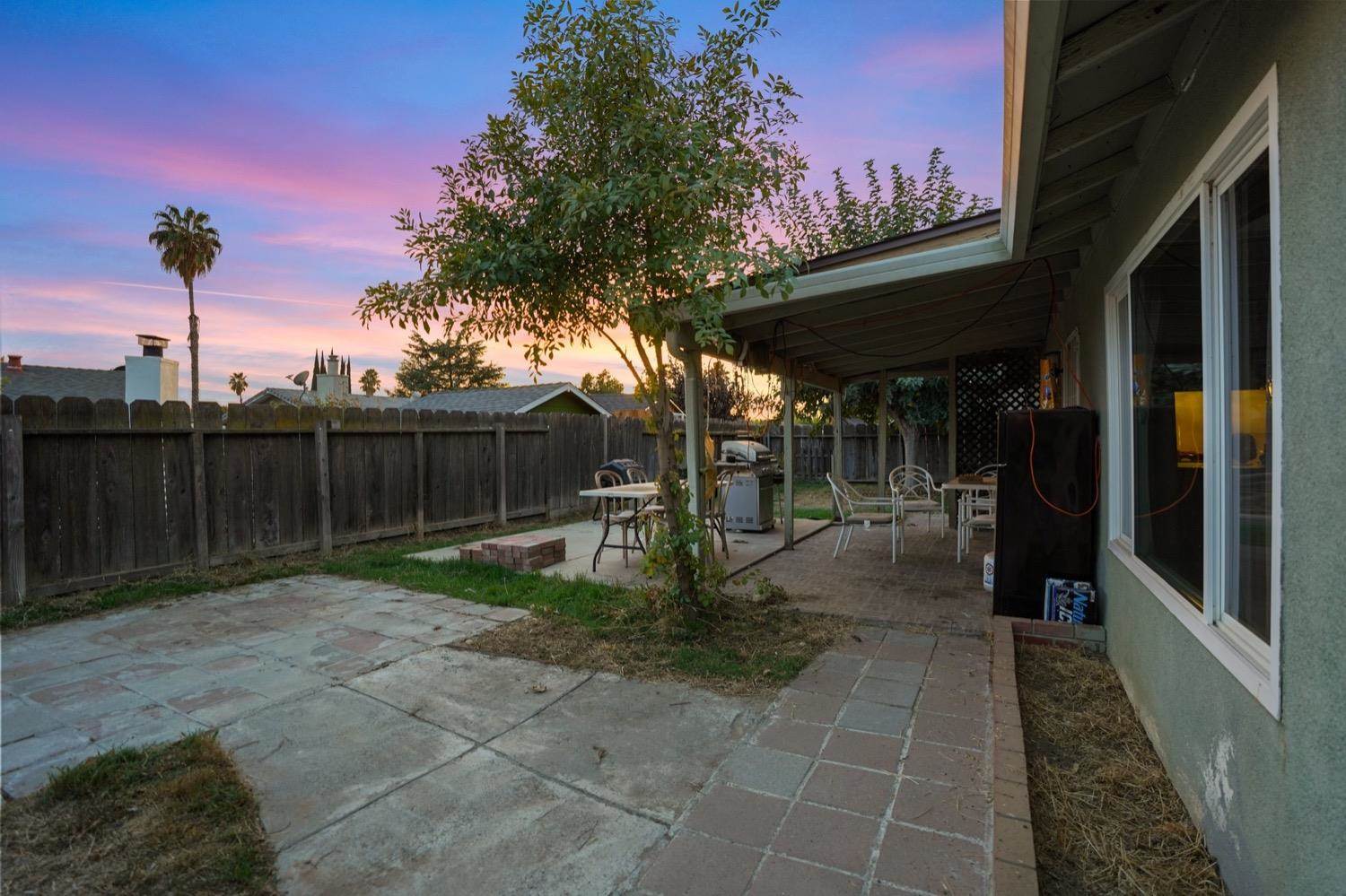 1534 River Road, Modesto, CA 95351