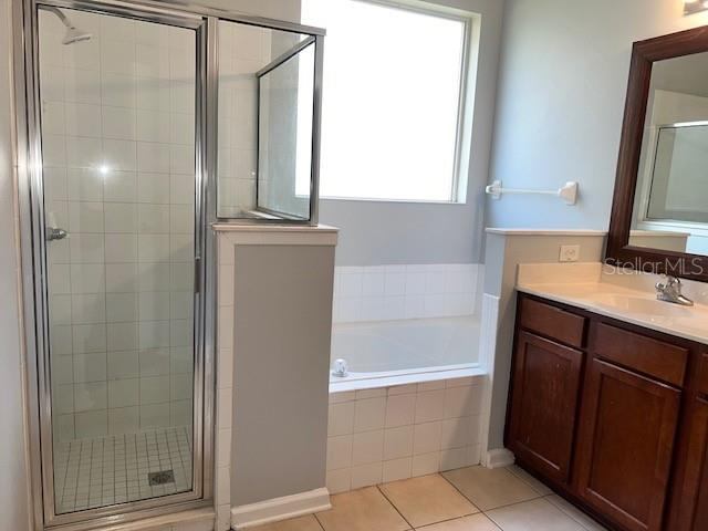 112 East Lake Victoria Circle, Deland, FL 32724