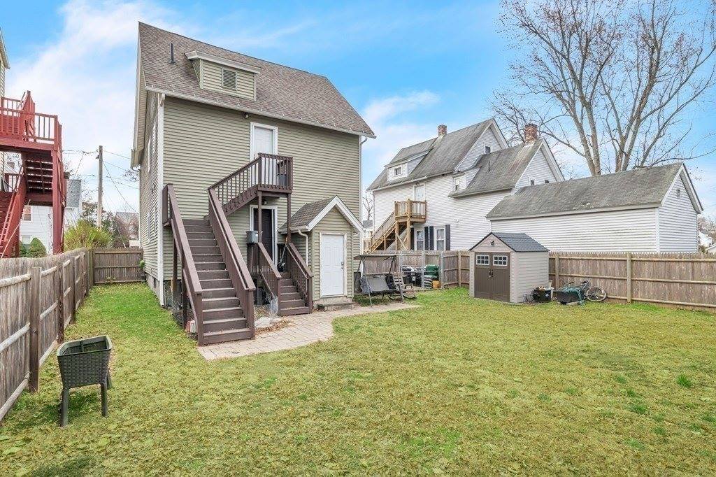 46 Harvard St, Chicopee, MA 01020