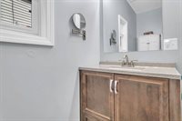 46 Harvard St, Chicopee, MA 01020