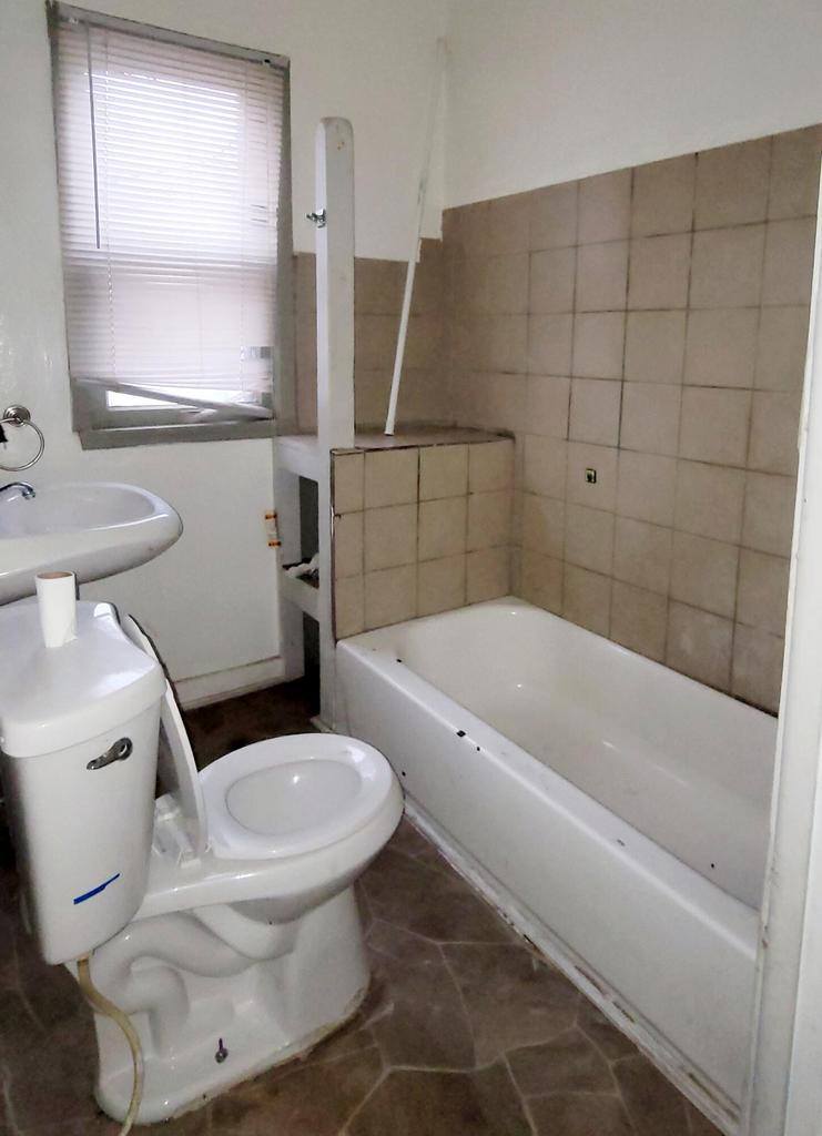 1410 W Chambers STREET #1412, Milwaukee, WI 53206