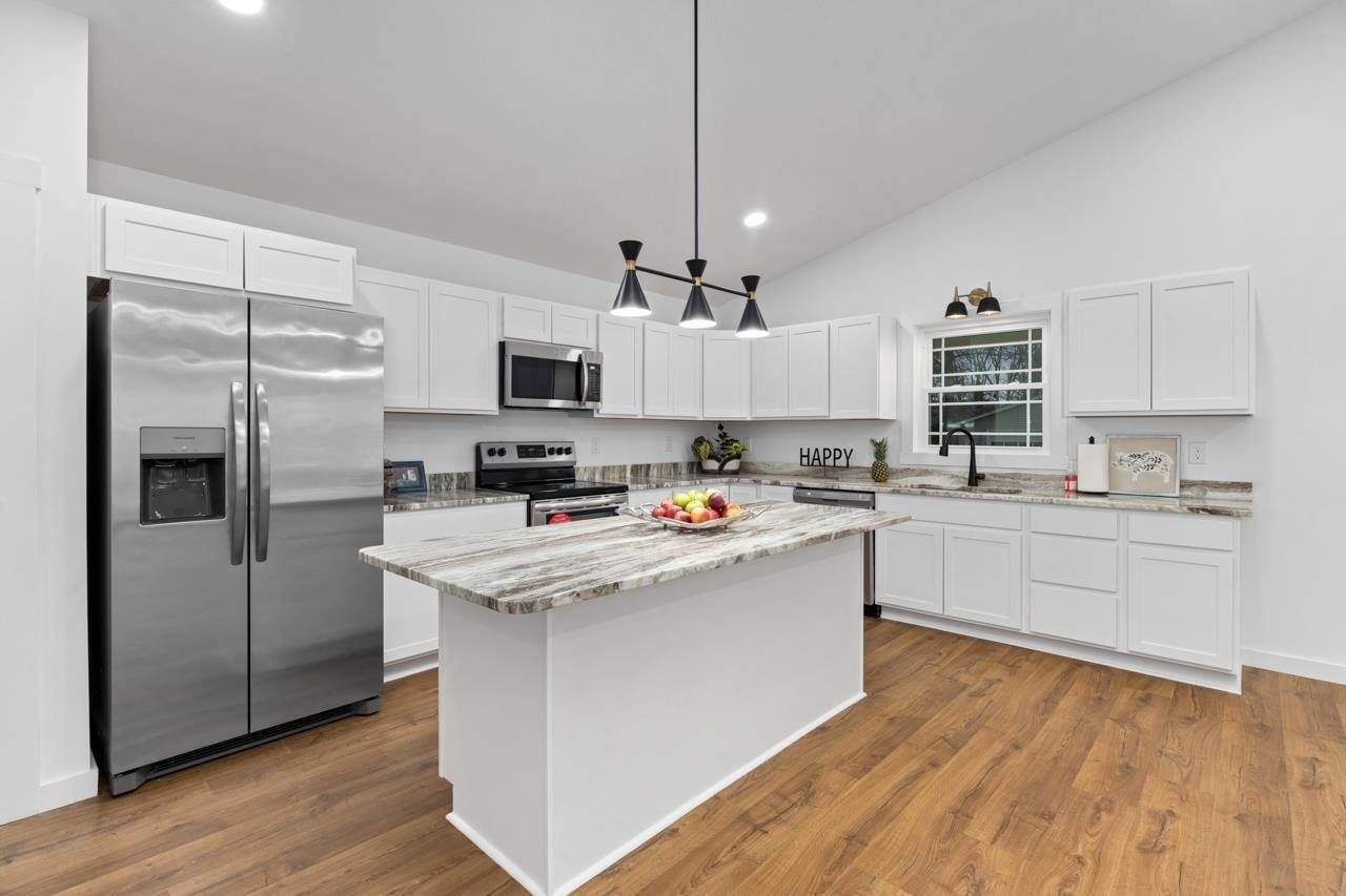 1015 Gardner St, Waynesboro, VA 22980