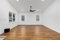 1015 Gardner St, Waynesboro, VA 22980