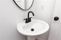 1015 Gardner St, Waynesboro, VA 22980