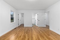 1015 Gardner St, Waynesboro, VA 22980