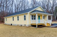 1015 Gardner St, Waynesboro, VA 22980