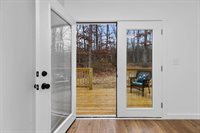 1015 Gardner St, Waynesboro, VA 22980