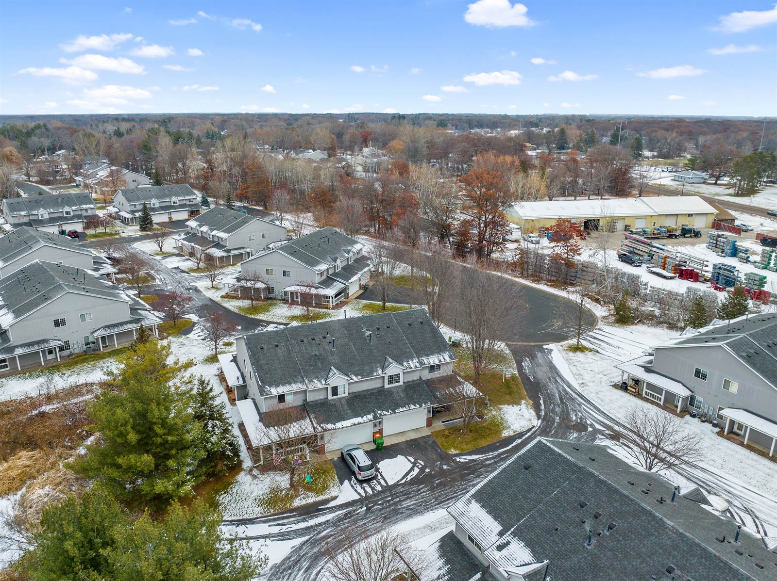 7823 Oak Ct, Lino Lakes, MN 55014