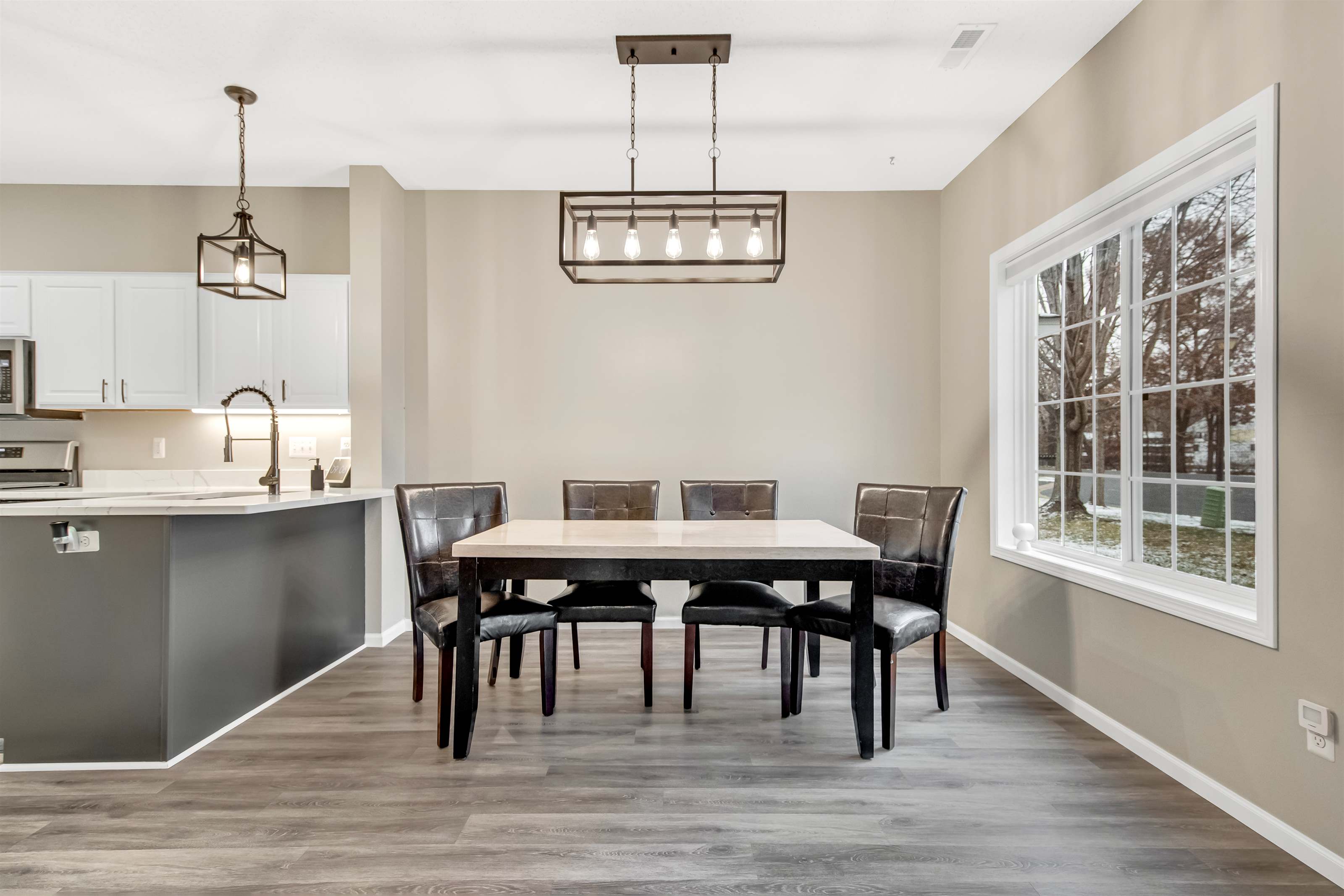 7823 Oak Ct, Lino Lakes, MN 55014