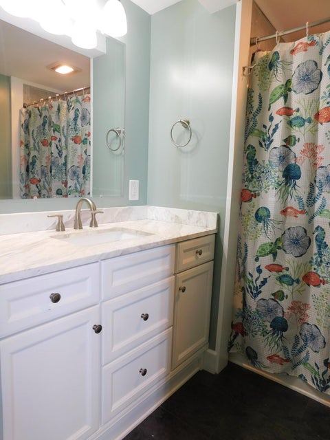 230 Mosher Rd, Gorham, ME 04038