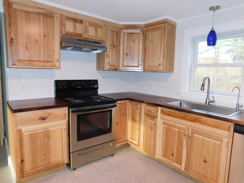 230 Mosher Rd, Gorham, ME 04038