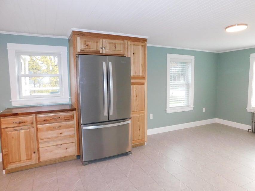 230 Mosher Rd, Gorham, ME 04038