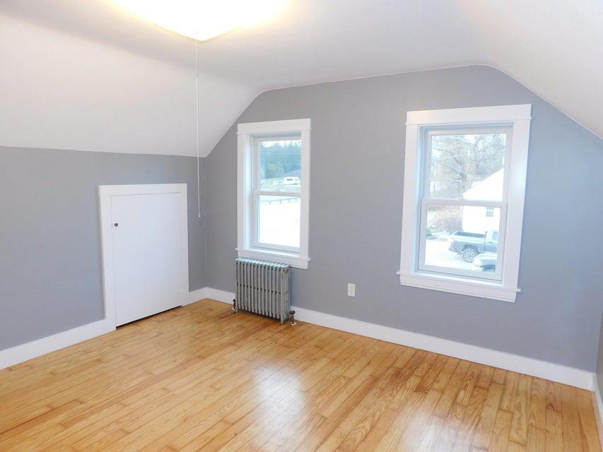 230 Mosher Rd, Gorham, ME 04038