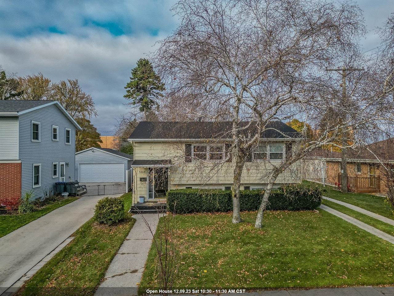 3204 South 11TH Place, Sheboygan, WI 53081