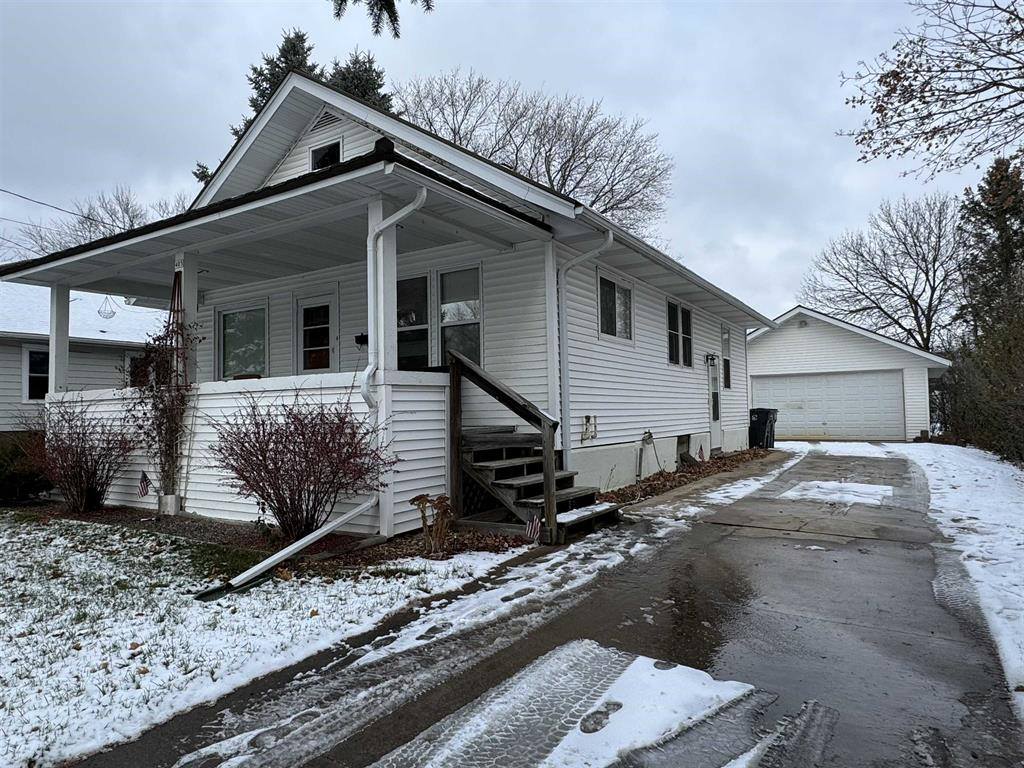 405 W. 6th Street, Marshfield, WI 54449