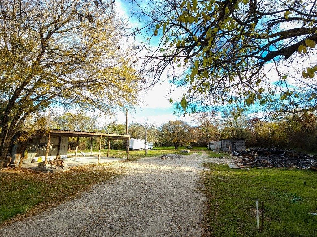 1172 Lincoln City Road, Elm Mott, TX 76640