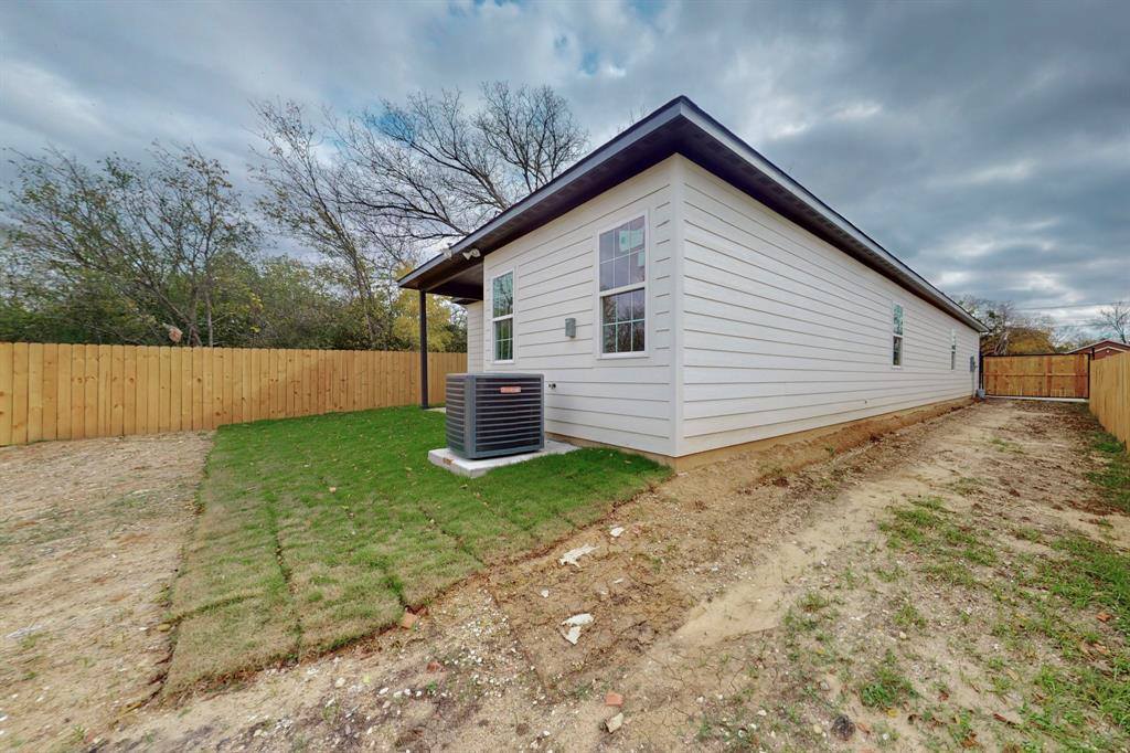 4407 Baylor Street, Fort Worth, TX 76119