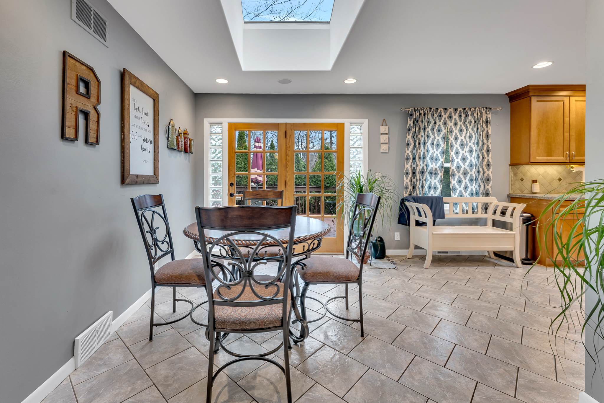 387 Cranberry Run Dr, Boardman, OH 44512