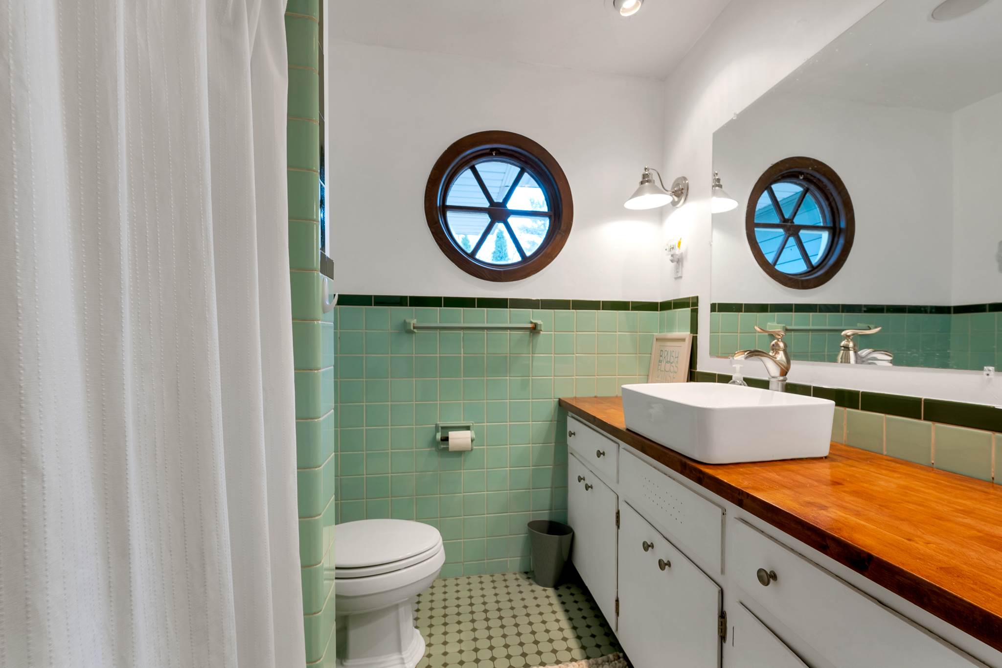 387 Cranberry Run Dr, Boardman, OH 44512