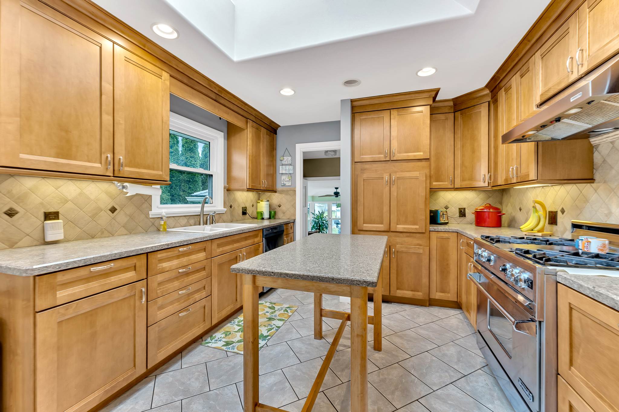 387 Cranberry Run Dr, Boardman, OH 44512