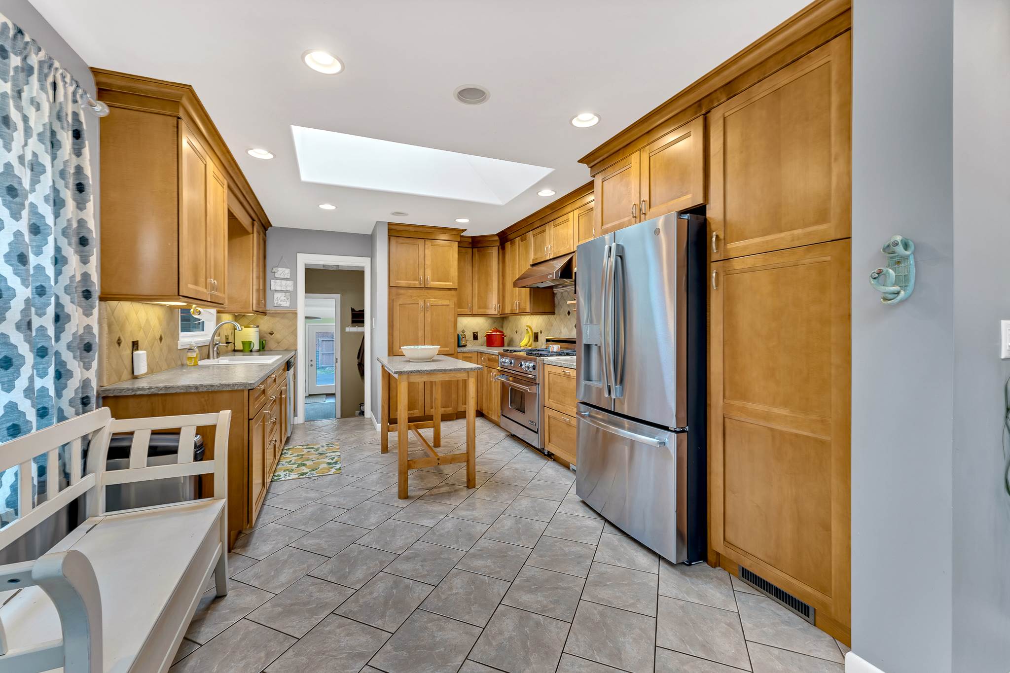 387 Cranberry Run Dr, Boardman, OH 44512