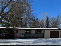 1020 S 8th St, Brainerd, MN 56401