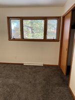 1020 S 8th St, Brainerd, MN 56401