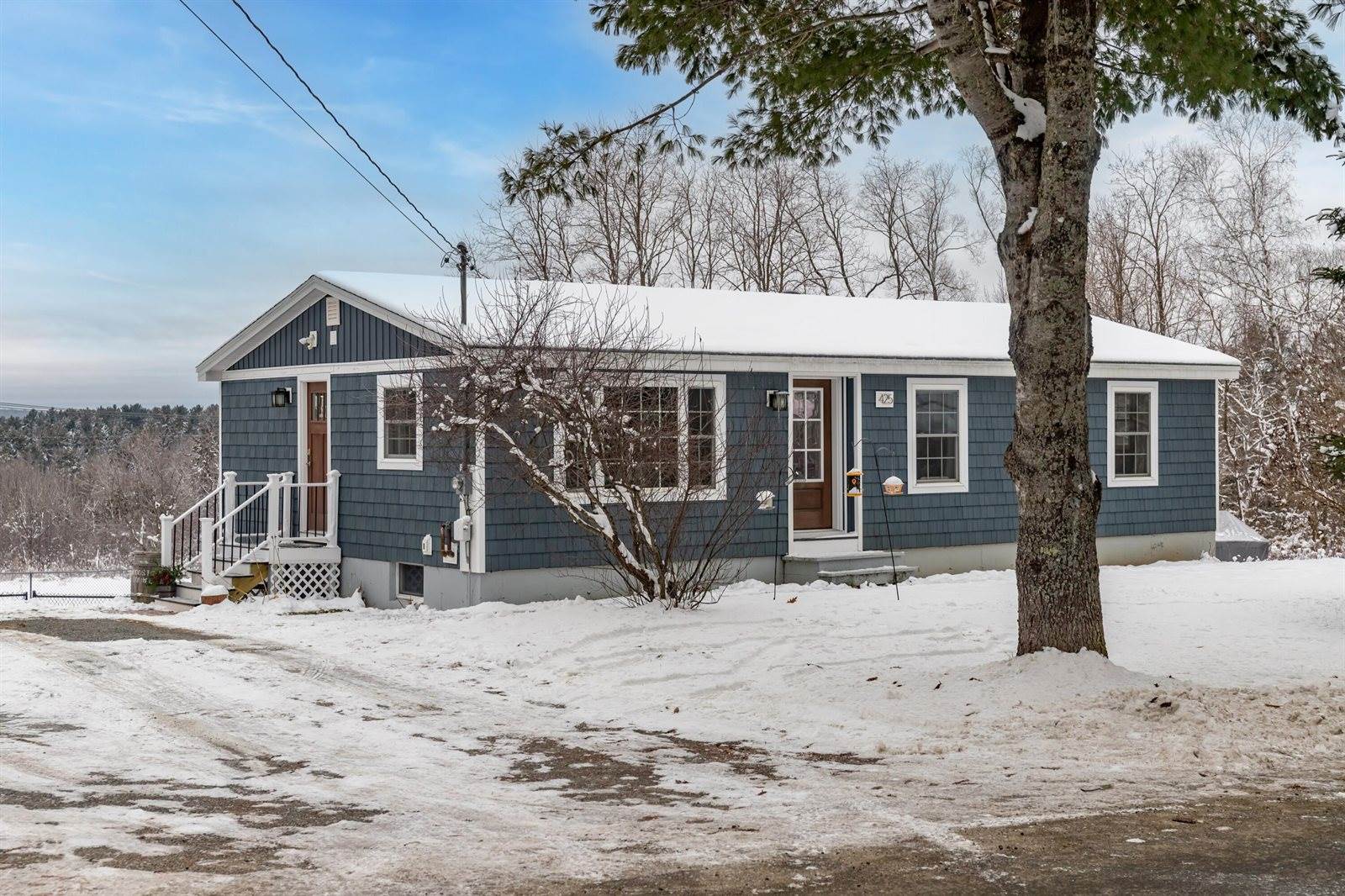 425 Clewleyville Road, Holden, ME 04429